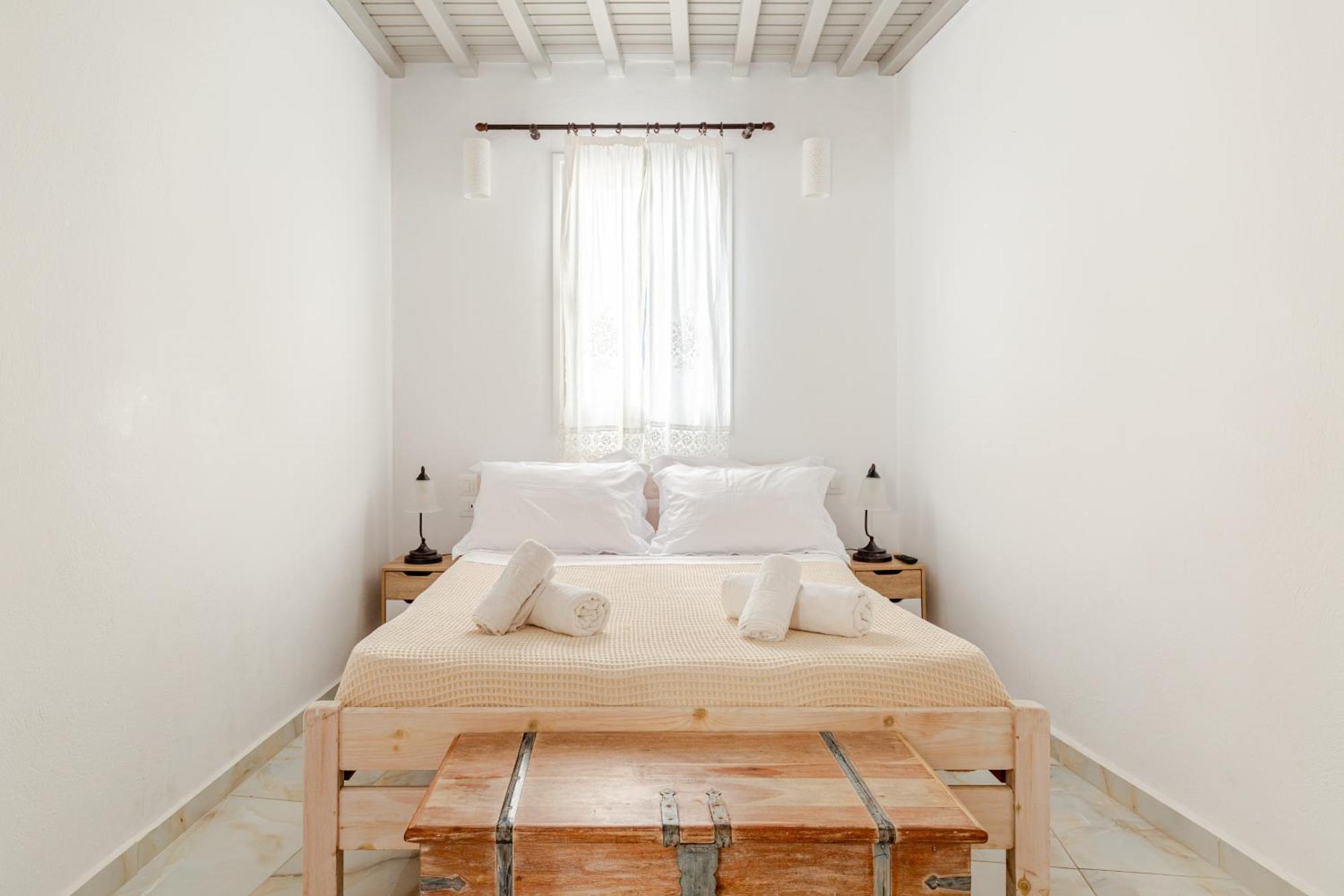 Elenitas Beach House In Ornos 外观 照片
